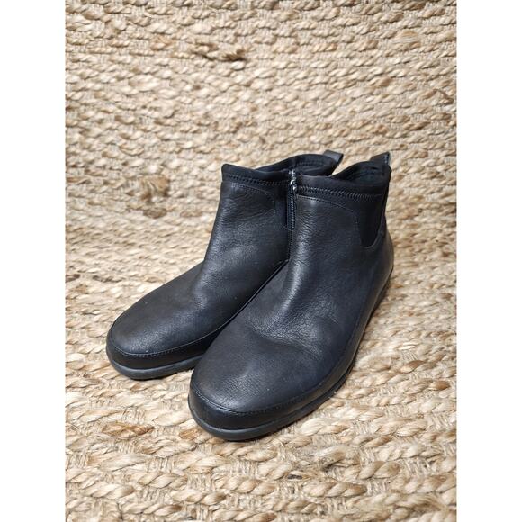 Nurture Women's Booties Boot Black Ankle Wedge Stretch Zip Leather Size 7 M - Picture 2 of 11